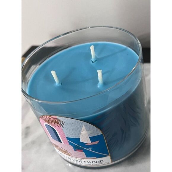 Bath And Body Works OCEAN DRIFTWOOD Candle BBW - Picture 3 of 6